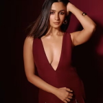 Indian Beauty Actress Alia Bhatt Closet Staples Wearing Looks